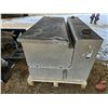 Image 5 : DEEZEE Checkerplate Aluminum Fuel Tank / Truck Storage Box (No Key)