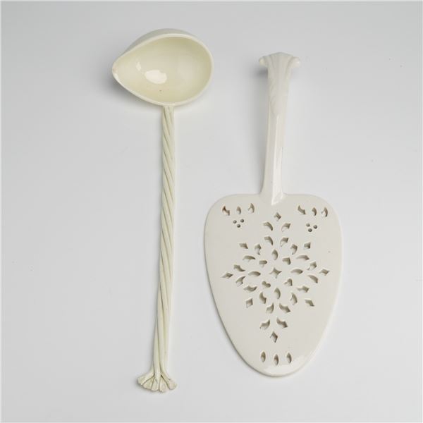 A 2pc Wedgwood Creamware Fish Slice and Ladle
