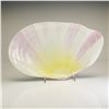 Image 1 : A Wedgwood Wreathed Shell Painted Pearlware Dessert Dish, Circa 1815