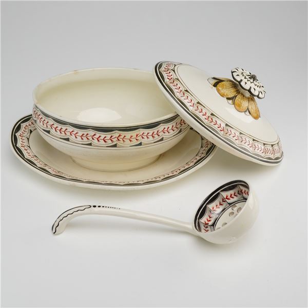 Wedgwood Creamware Lag & Feather Sauce Tureen Set