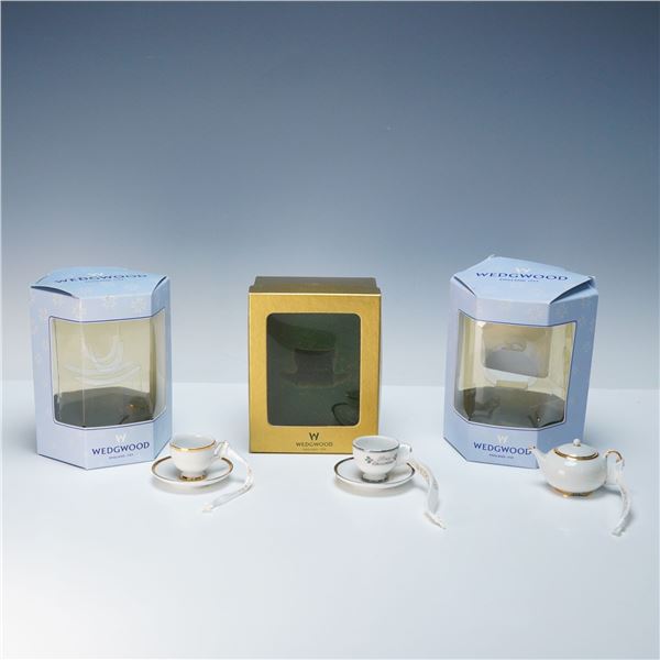Wedgwood Miniature Teaware Ornaments (2 Cups/Saucers & Teapot)