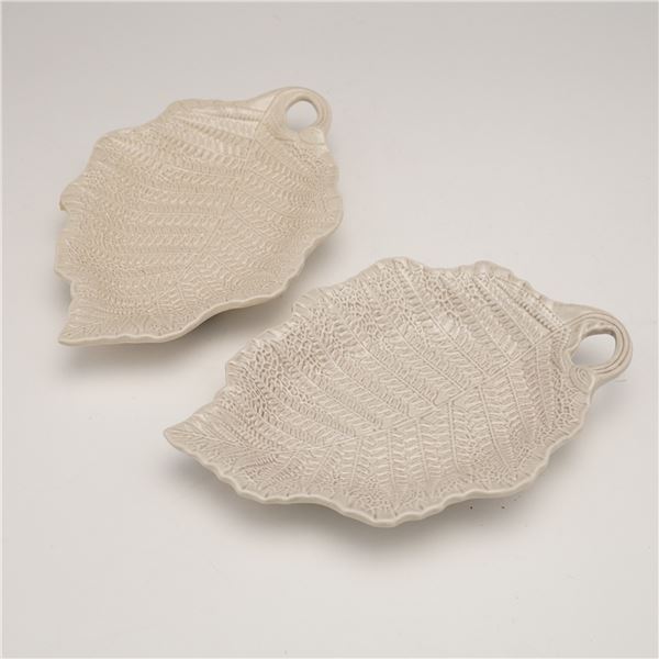 Pair of Wedgwood for Williamsburg Restoration Inc. Ceramic Fern Trays