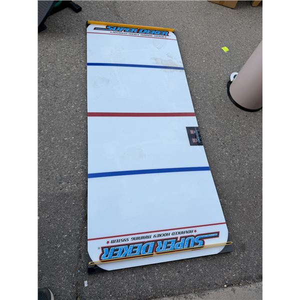 Super Deker advanced hockey training system needs power cord