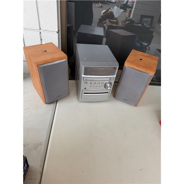 Aiwa city stereo system XR – EM50