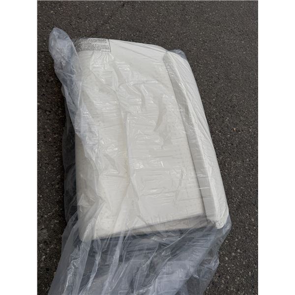 Foam mattress topper