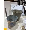 Image 1 : Pails