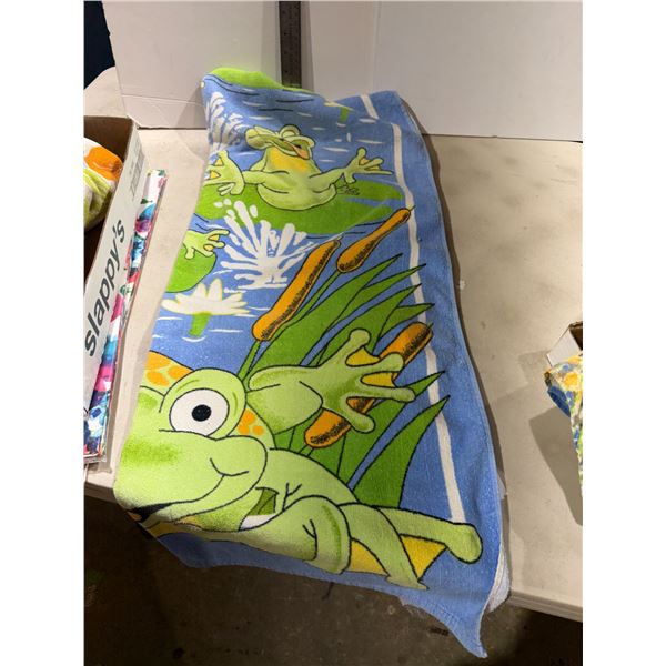 Vintage beach towel frogs