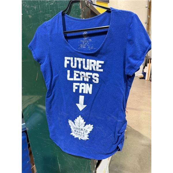 Future leafs fan pregnancy top