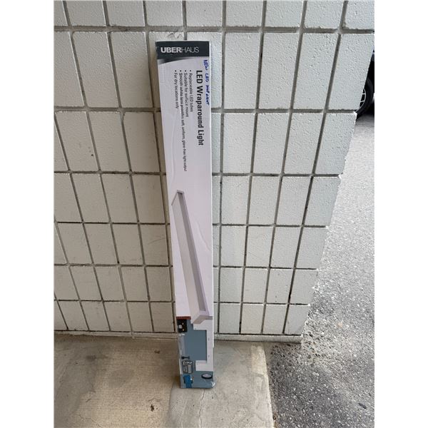 LED wraparound light new