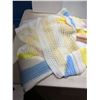 Image 1 : Handcrafted blanket
