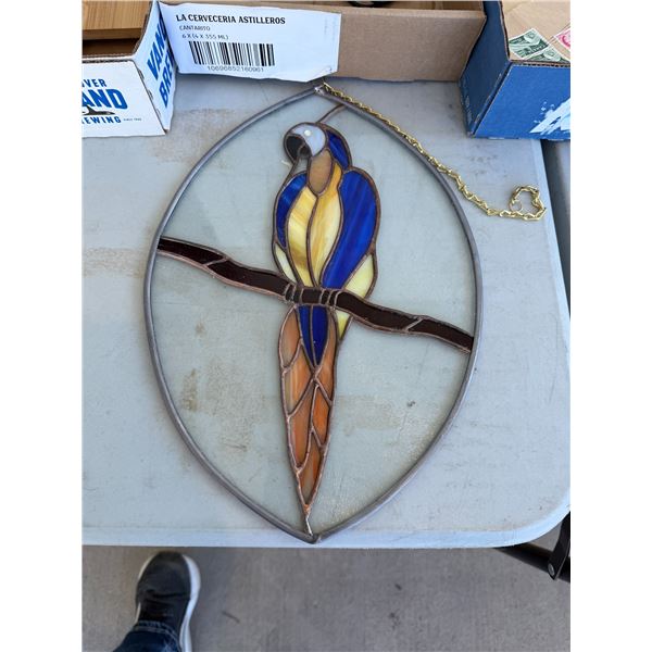 Parrot stained glass de