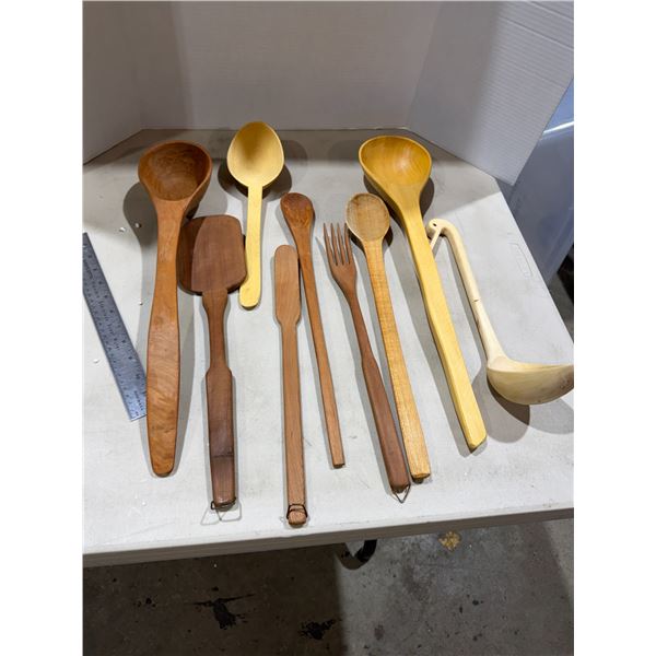 Wood utensils