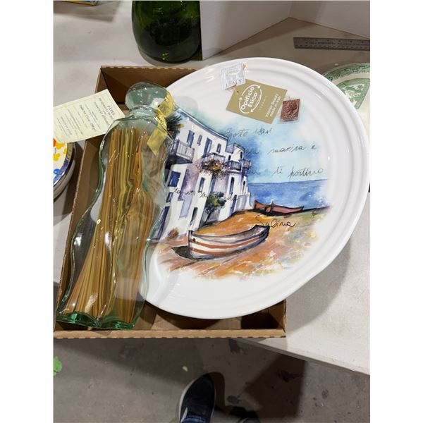 Pasta holder, and Italian plate