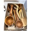 Image 1 : Wooden utensils
