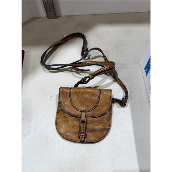 Small leather purse