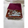 Image 1 : Dresser box