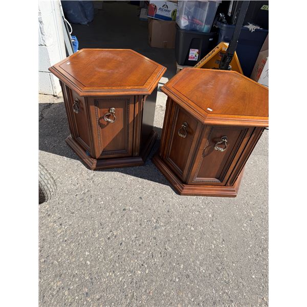 Pair of end tables