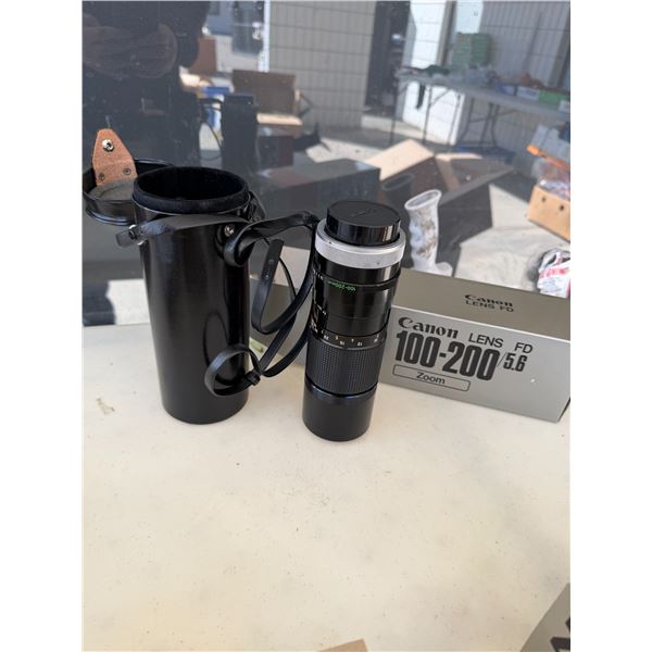 Canon lens FD 100 –200/5.6 zoom