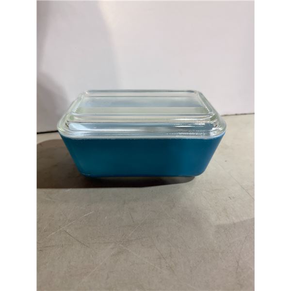 vintage turquoise blue Pyrex refrigerator dish