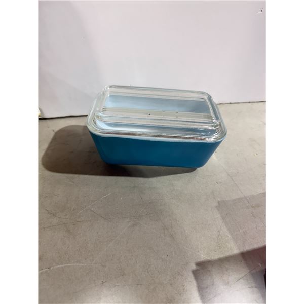 vintage turquoise blue Pyrex refrigerator dish