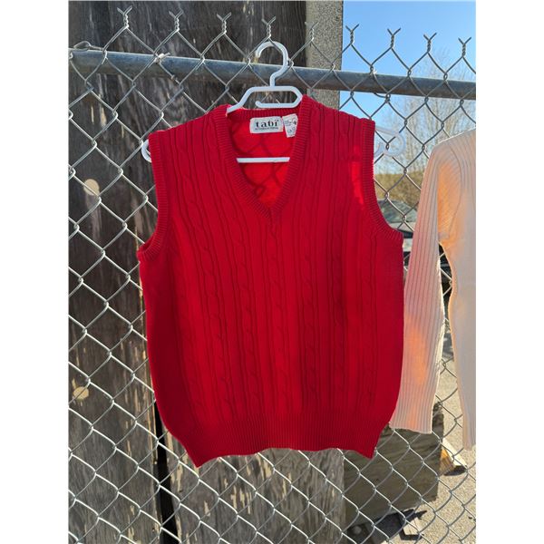 TABI international large vest