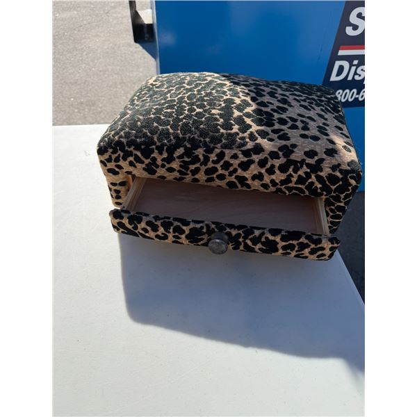 Ottoman with a drawer