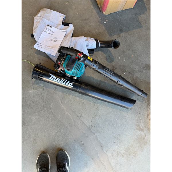 Makita blower