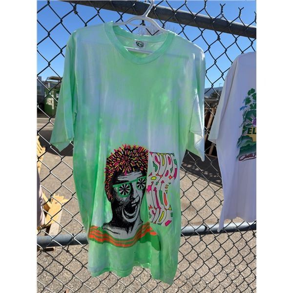 T-shirt, size medium