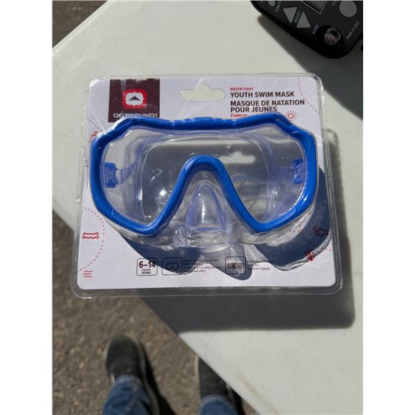 Youth swim mask
