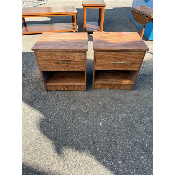 Pair of nightstands 19x 16" x 20"