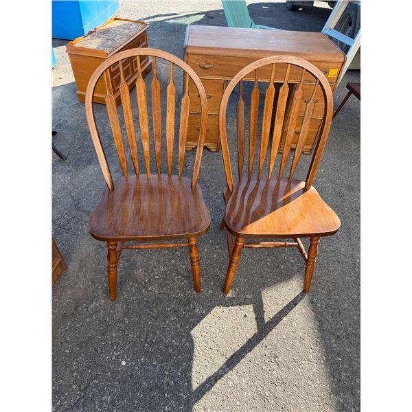 2 chairs