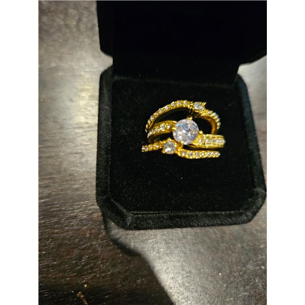 1.0ct 3 ring set- size 7.5