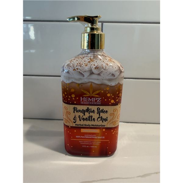 Hempz Body Moisturizer. Pumpkin & vanilla