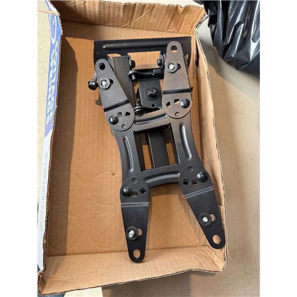 TV mount bracket