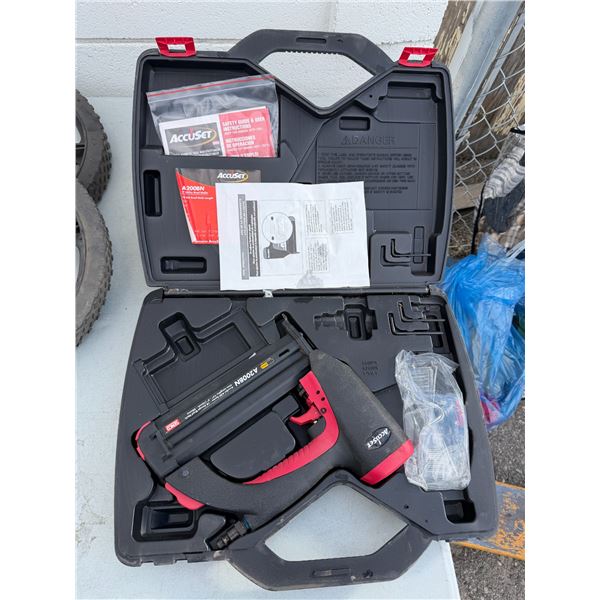 Nail gun