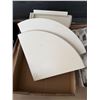 Image 1 : Corner shelf