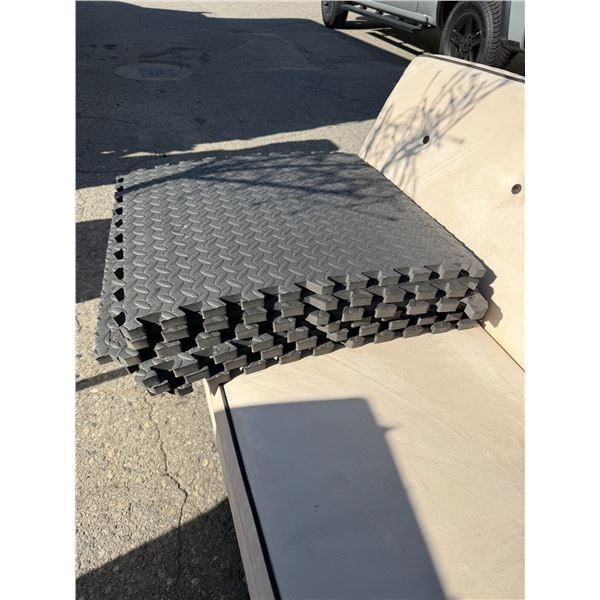 6 foam mats