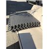 Image 1 : 6 foam mats