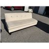 Image 1 : Couch 73 inches long