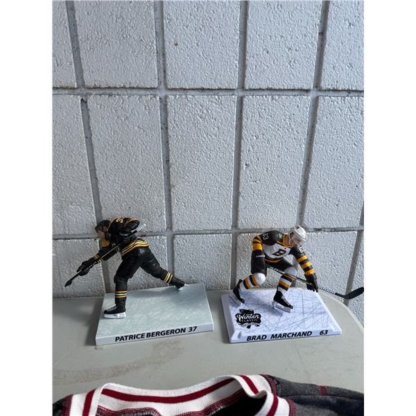 Hockey figures