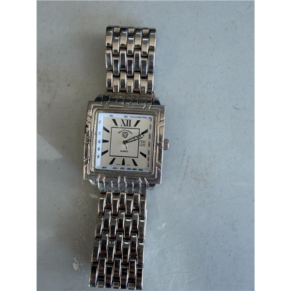 Swiss tradition quartz watch