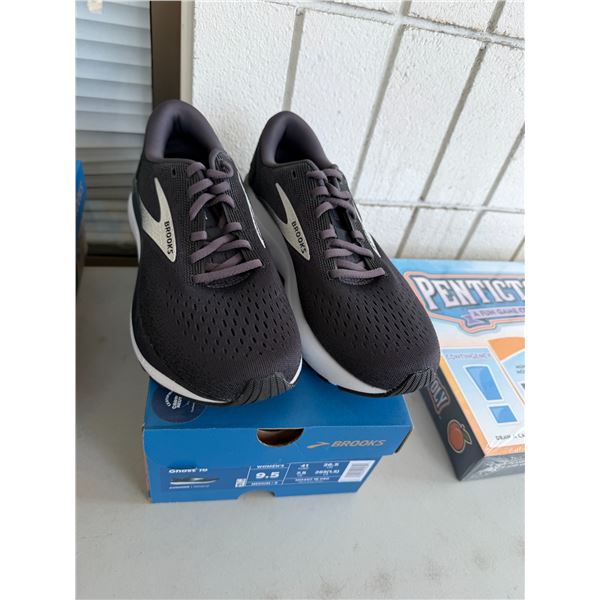 Brooks new 9.5