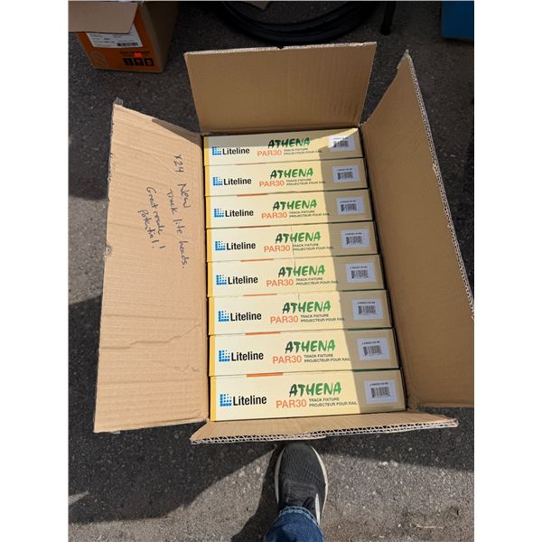 24 new track light heads