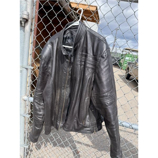 Leather jacket size extra large