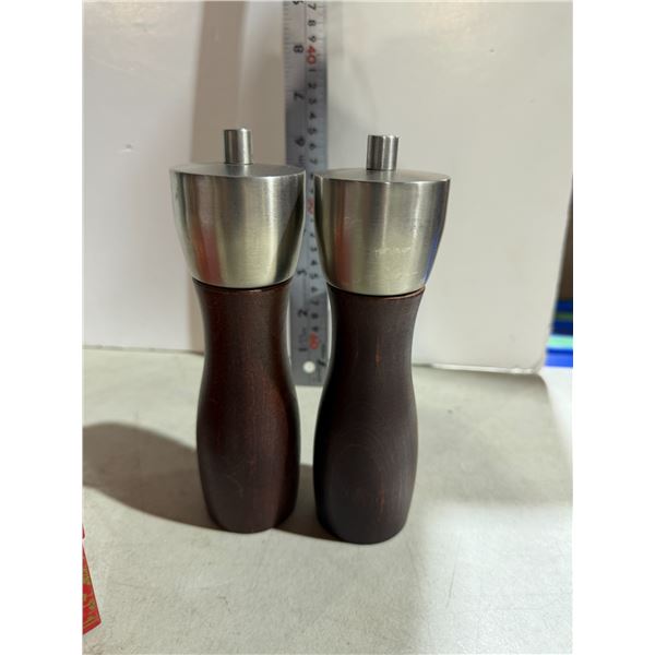 Cole  and Mason salt and Pepper Mills