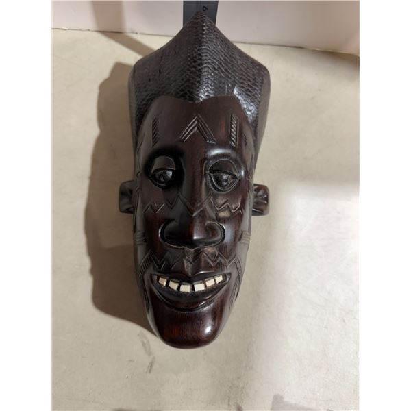 African mask