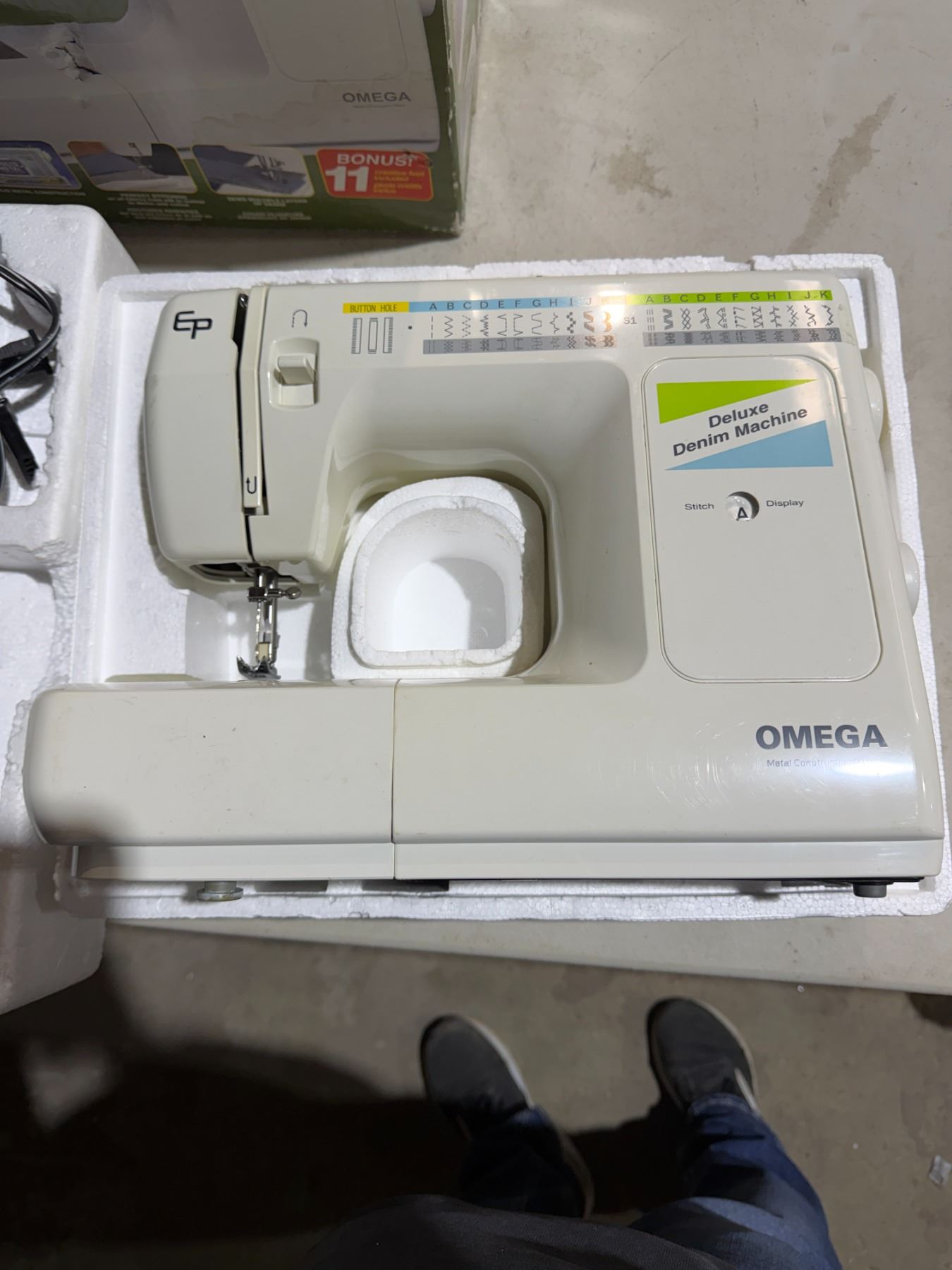 Deluxe denim machine
