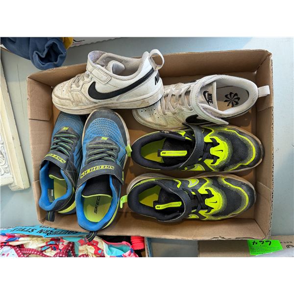 Children's shoes size 13, one Y, and 13