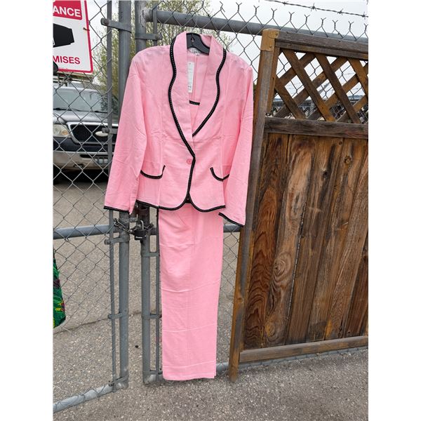 RAVEL pants suit size 44 new