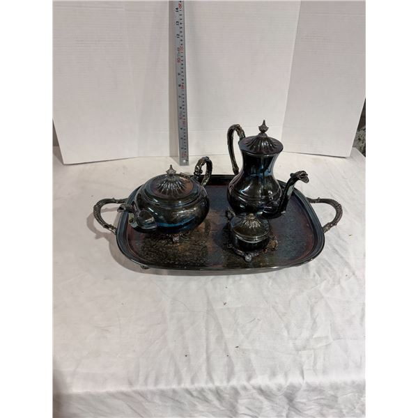 Tea service items
